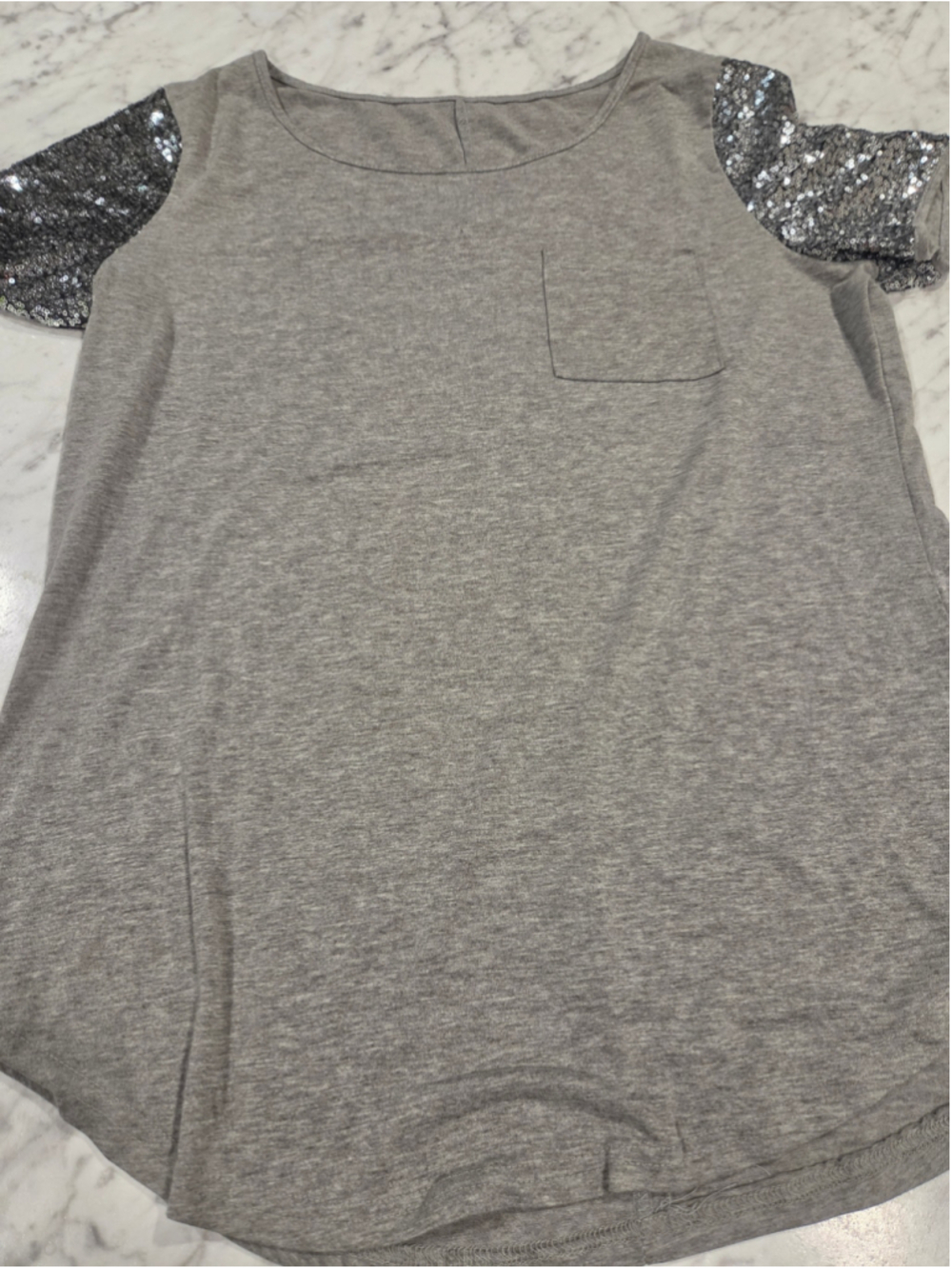 Women's Unbranded Grey Short Sleeve Tee with Silver Sequin Sleeves Size L